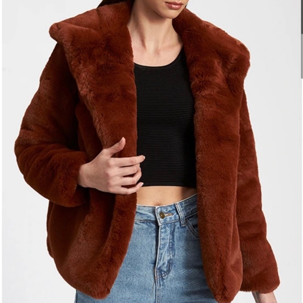 Lioness Bardot Faux Fur Jacket- brown